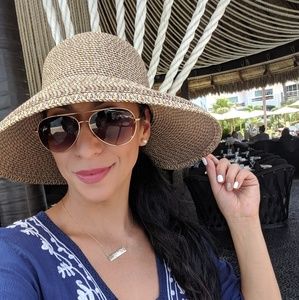 Meet your Posher, Brigette